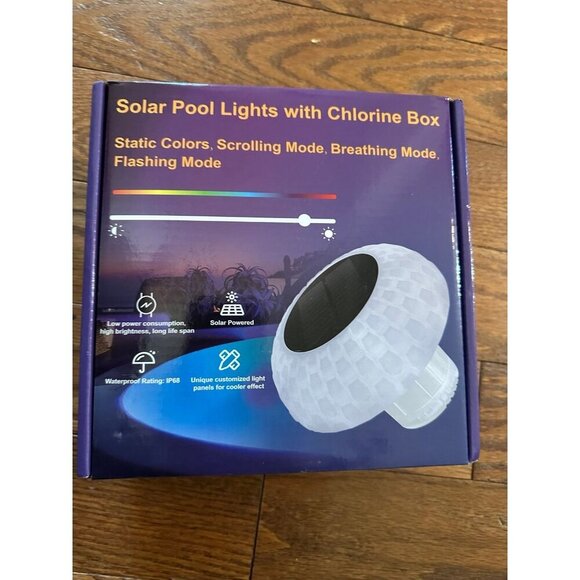 Solar Pool Light with Chlorine box. New in box - Picture 1 of 5
